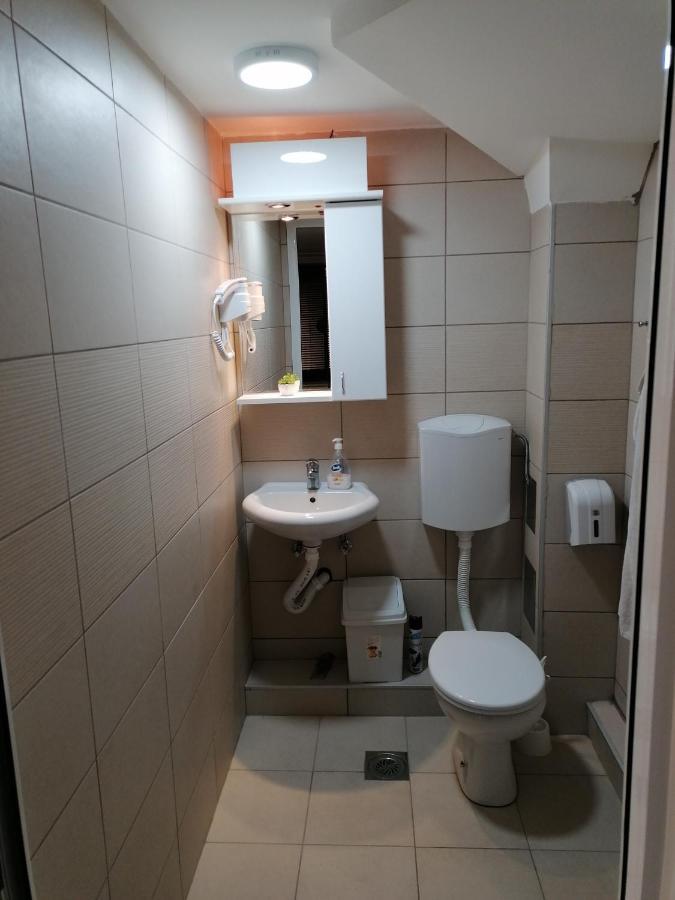Apartments Sofija Ni Exteriör bild